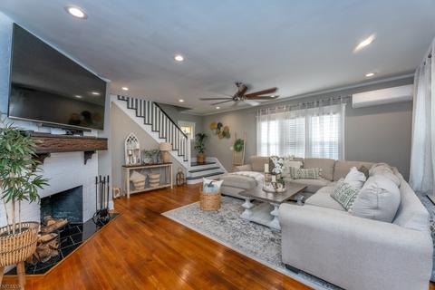 424 E 3rd Ave, Roselle, NJ 07203 photo 3
