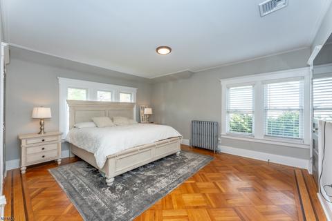 424 E 3rd Ave, Roselle, NJ 07203 photo 8