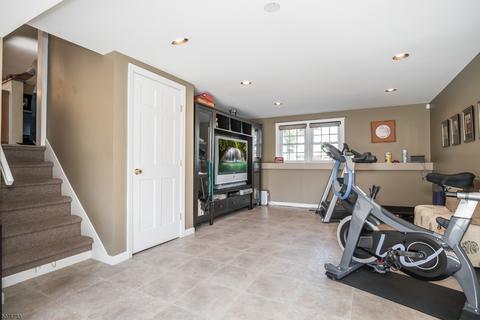 23 Allen Dr, Wayne, NJ 07470 photo 13