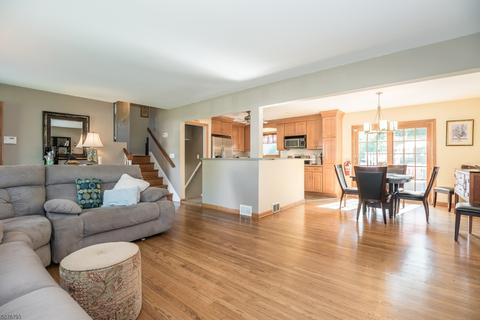 23 Allen Dr, Wayne, NJ 07470 photo 4