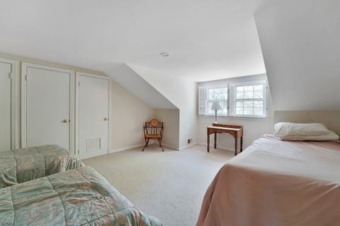 24 Timber Dr, Berkeley Heights, NJ 07922 photo 17
