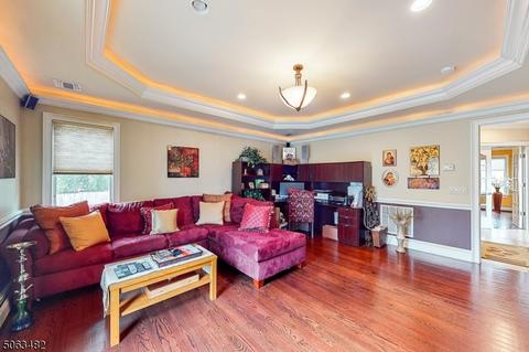 41 Largo Ln, Clark, NJ 07066 photo 14
