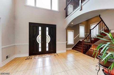 41 Largo Ln, Clark, NJ 07066 photo 5
