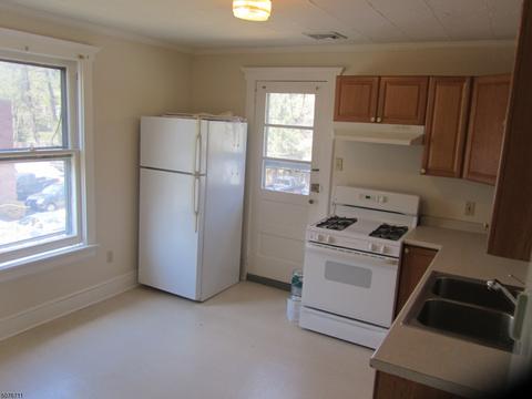 135 Union Ave, Middlesex, NJ 08846 photo 10