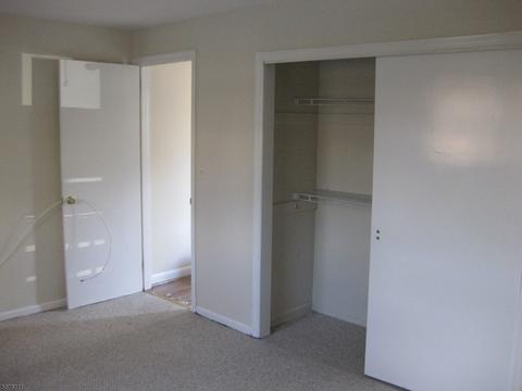 135 Union Ave, Middlesex, NJ 08846 photo 15
