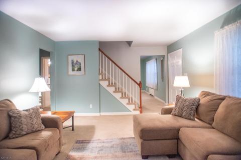 22 Devausney Pl, Nutley, NJ 07110 photo 3