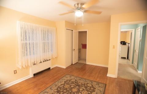 22 Devausney Pl, Nutley, NJ 07110 photo 10