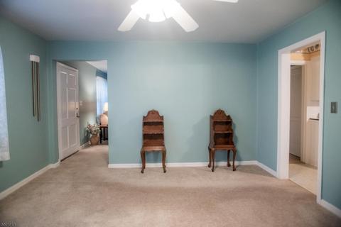 22 Devausney Pl, Nutley, NJ 07110 photo 4