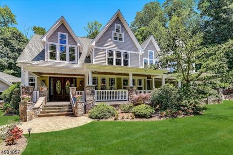 284 E Saddle River Rd, Upper Saddle River, NJ 07458 photo 2