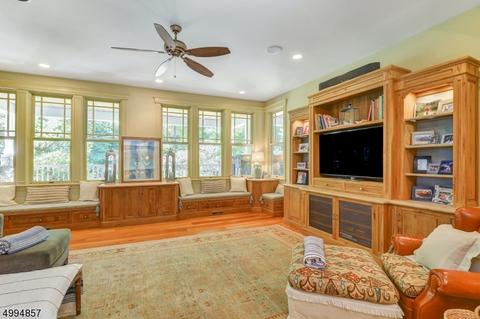 284 E Saddle River Rd, Upper Saddle River, NJ 07458 photo 7
