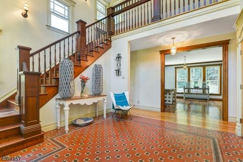 284 E Saddle River Rd, Upper Saddle River, NJ 07458 photo 4