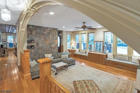 284 E Saddle River Rd, Upper Saddle River, NJ 07458 photo 6
