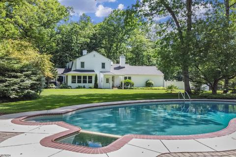4 N Gate Rd, Mendham, NJ 07945 photo 1