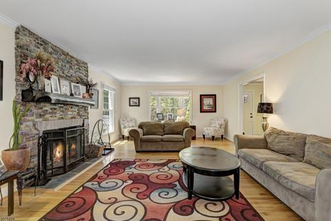 4 N Gate Rd, Mendham, NJ 07945 photo 4