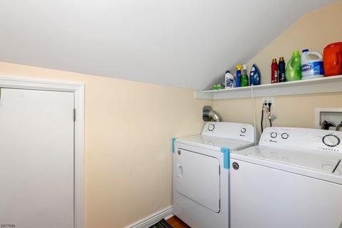 55 Maple St, Bloomfield, NJ 07003 photo 13