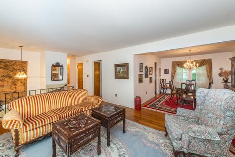 27 Jay St, Roxbury Twp., NJ 07876 photo 4