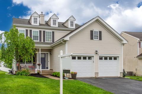 31 Rolling Rapids Ct, Hackettstown, NJ 07840 photo 2