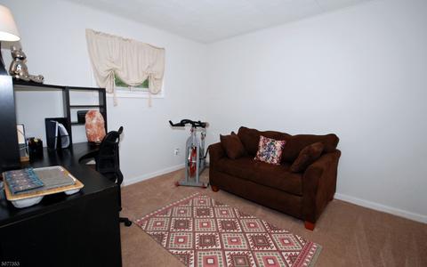 44 Ramsey Rd, Middlesex, NJ 08846 photo 3