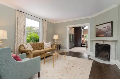 8 Hillside Ave, Summit, NJ 07901 photo 4