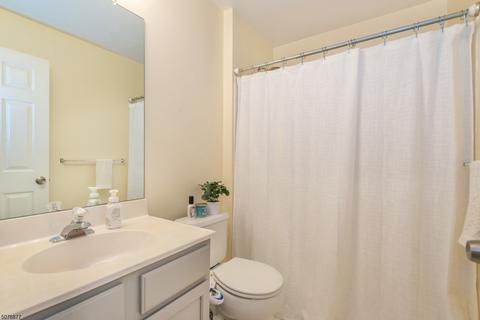 86 Carter Rd, Haskell, NJ 07420 photo 18