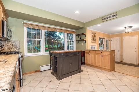 34 Rolling Hills Dr, Wayne, NJ 07470 photo 11