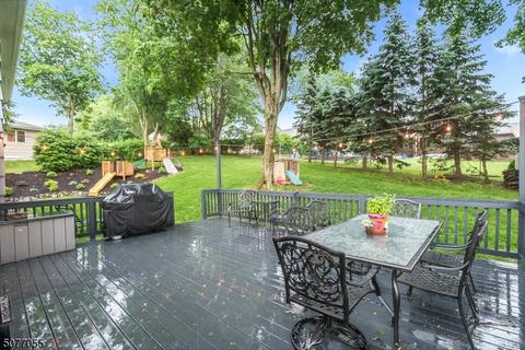 34 Rolling Hills Dr, Wayne, NJ 07470 photo 4