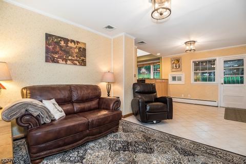 34 Rolling Hills Dr, Wayne, NJ 07470 photo 14