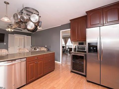 309 Daniel St, Dover, NJ 07801 photo 4