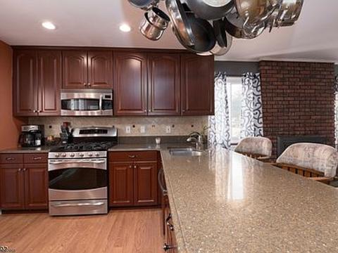 309 Daniel St, Dover, NJ 07801 photo 3