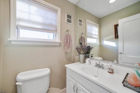 14 Edgewood Ter, Millburn, NJ 07041 photo 8