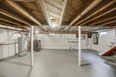 14 Edgewood Ter, Millburn, NJ 07041 photo 16
