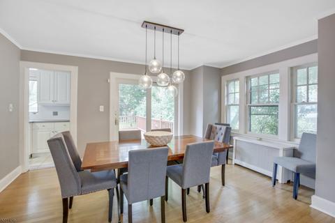 14 Edgewood Ter, Millburn, NJ 07041 photo 5