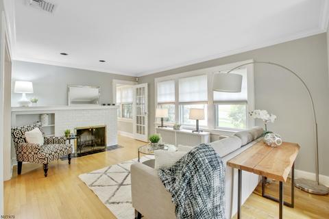14 Edgewood Ter, Millburn, NJ 07041 photo 3