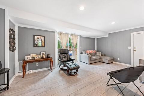 9 Slope Dr, Dover, NJ 07801 photo 12