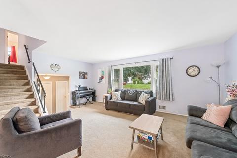 9 Slope Dr, Dover, NJ 07801 photo 4