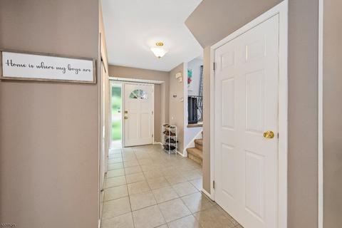 9 Slope Dr, Dover, NJ 07801 photo 11