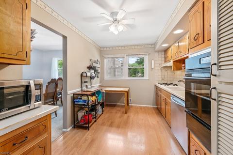 9 Slope Dr, Dover, NJ 07801 photo 8