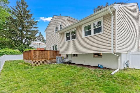 9 Slope Dr, Dover, NJ 07801 photo 19