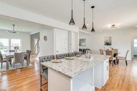 202 North Ln, Clark, NJ 07066 photo 10