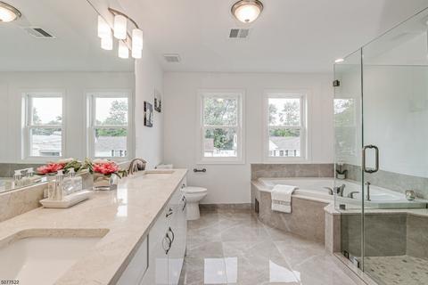 202 North Ln, Clark, NJ 07066 photo 17