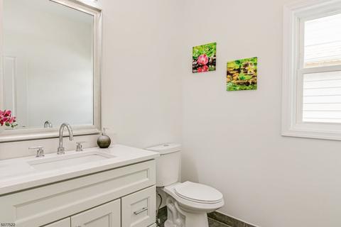 202 North Ln, Clark, NJ 07066 photo 13