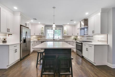 196 Beechwood Dr, Wayne, NJ 07470 photo 3
