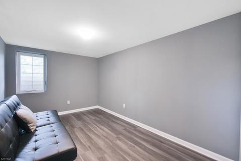 196 Beechwood Dr, Wayne, NJ 07470 photo 20