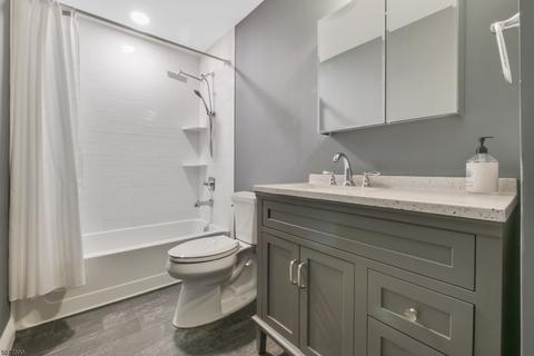 196 Beechwood Dr, Wayne, NJ 07470 photo 19