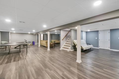 196 Beechwood Dr, Wayne, NJ 07470 photo 22