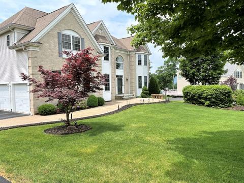 39 Shadow Hill Way, Hackettstown, NJ 07840 photo 2