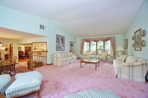 36 Kennedy Dr, Clark, NJ 07066 photo 6