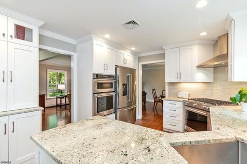 73 Riceman Rd, Berkeley Heights, NJ 07922 photo 9