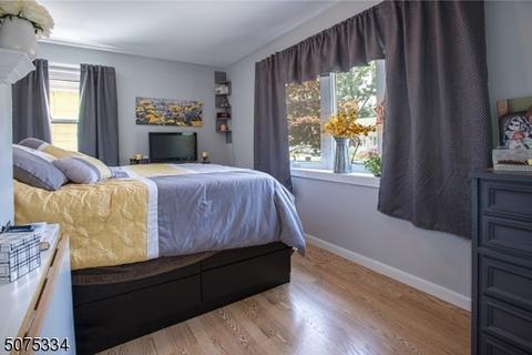 330 First St, Middlesex, NJ 08846 photo 6