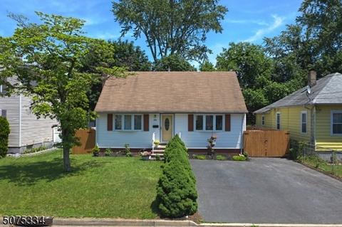 330 First St, Middlesex, NJ 08846 photo 1
